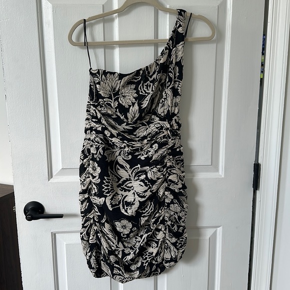 ZARA one shoulder floral dress NWT - Picture 1 of 3